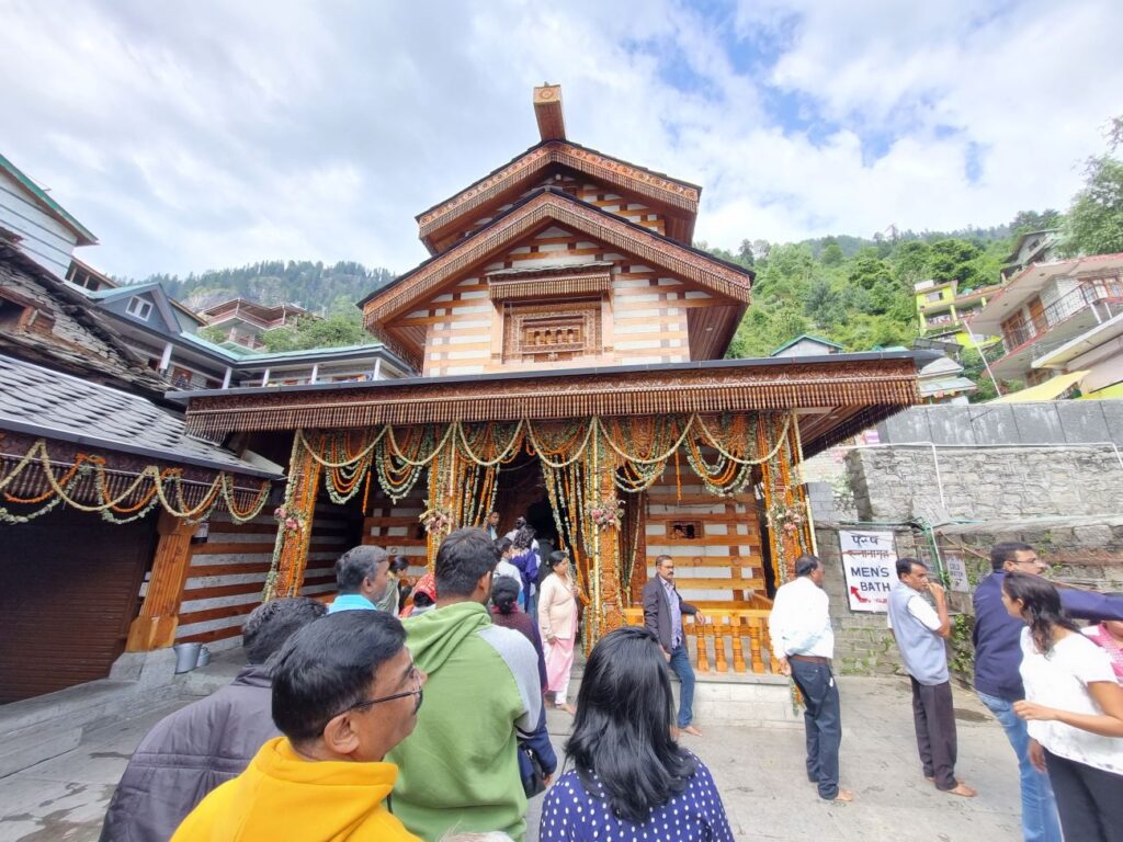 Manali Tour Packages by Volvo